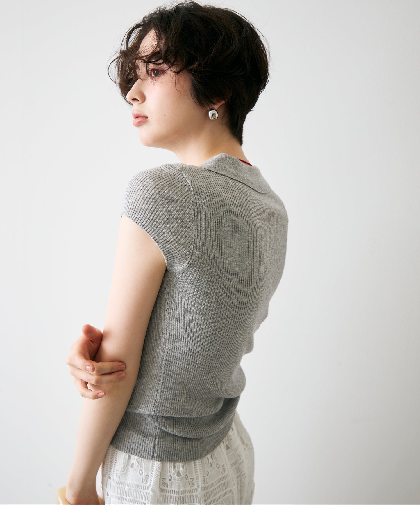 ポロ衿スキッパーリブニット