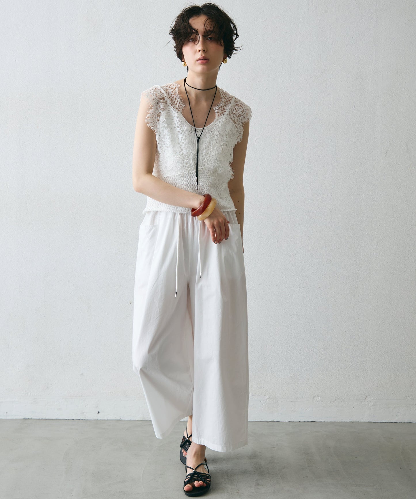 レースレイヤード風ノースリニット