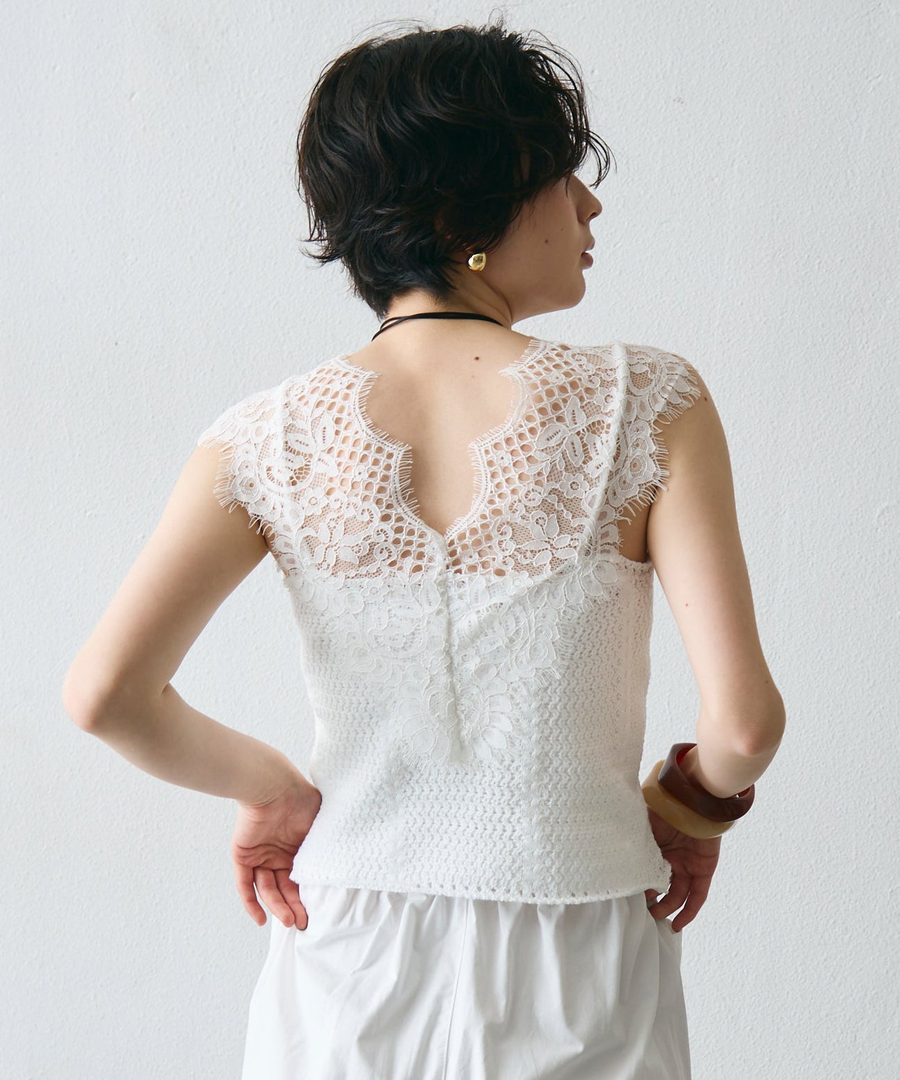 レースレイヤード風ノースリニット