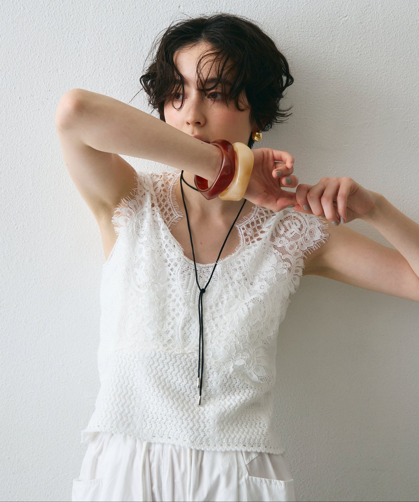 レースレイヤード風ノースリニット