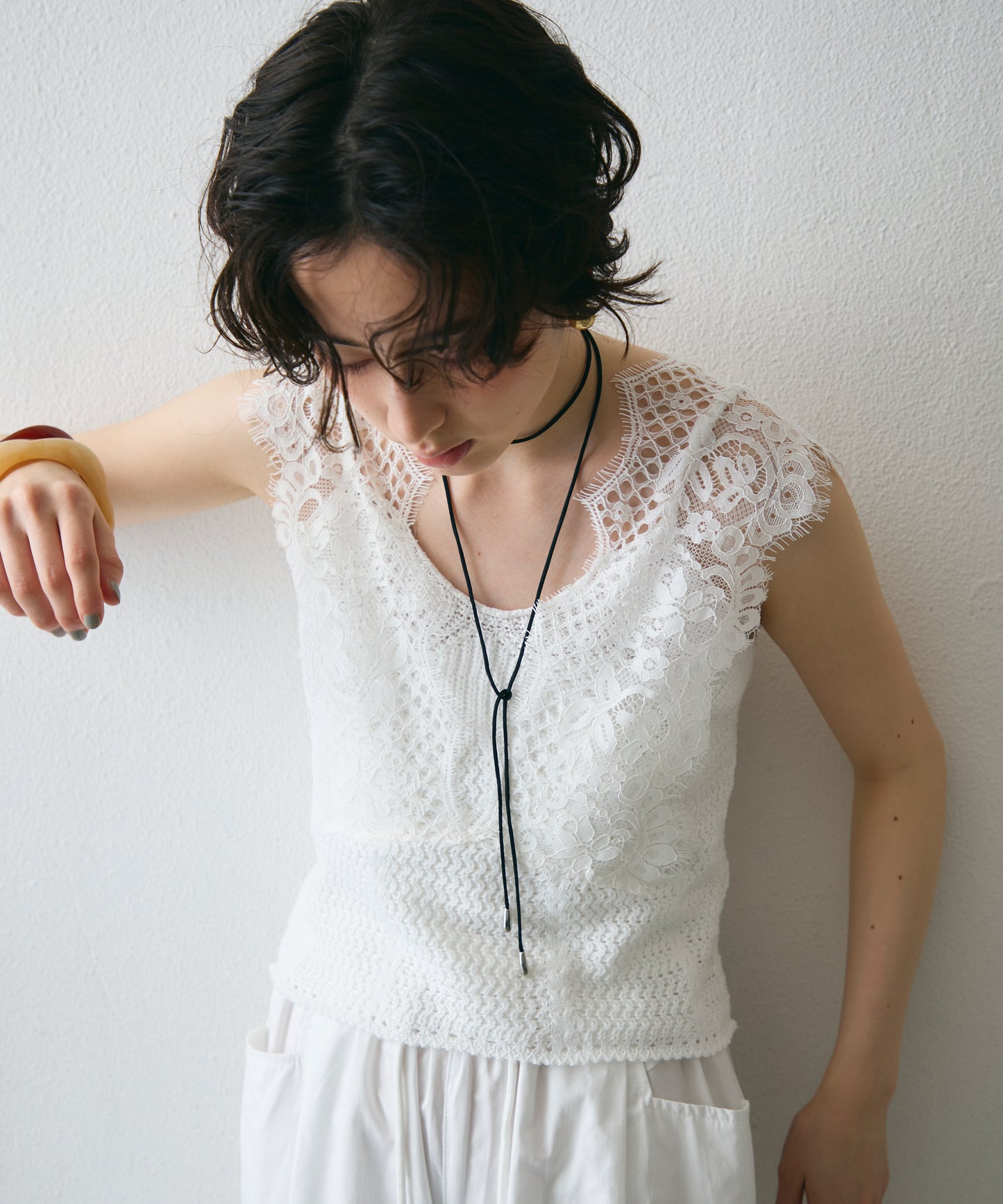 レースレイヤード風ノースリニット