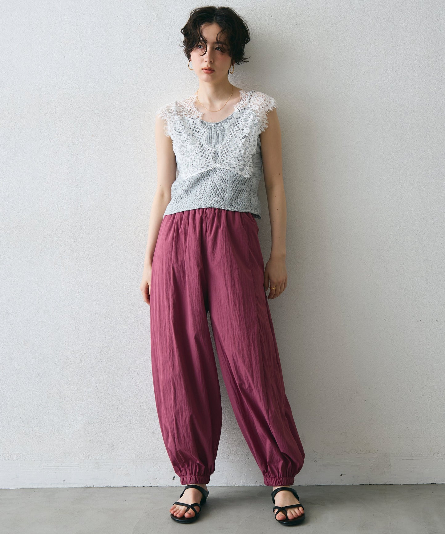 レースレイヤード風ノースリニット