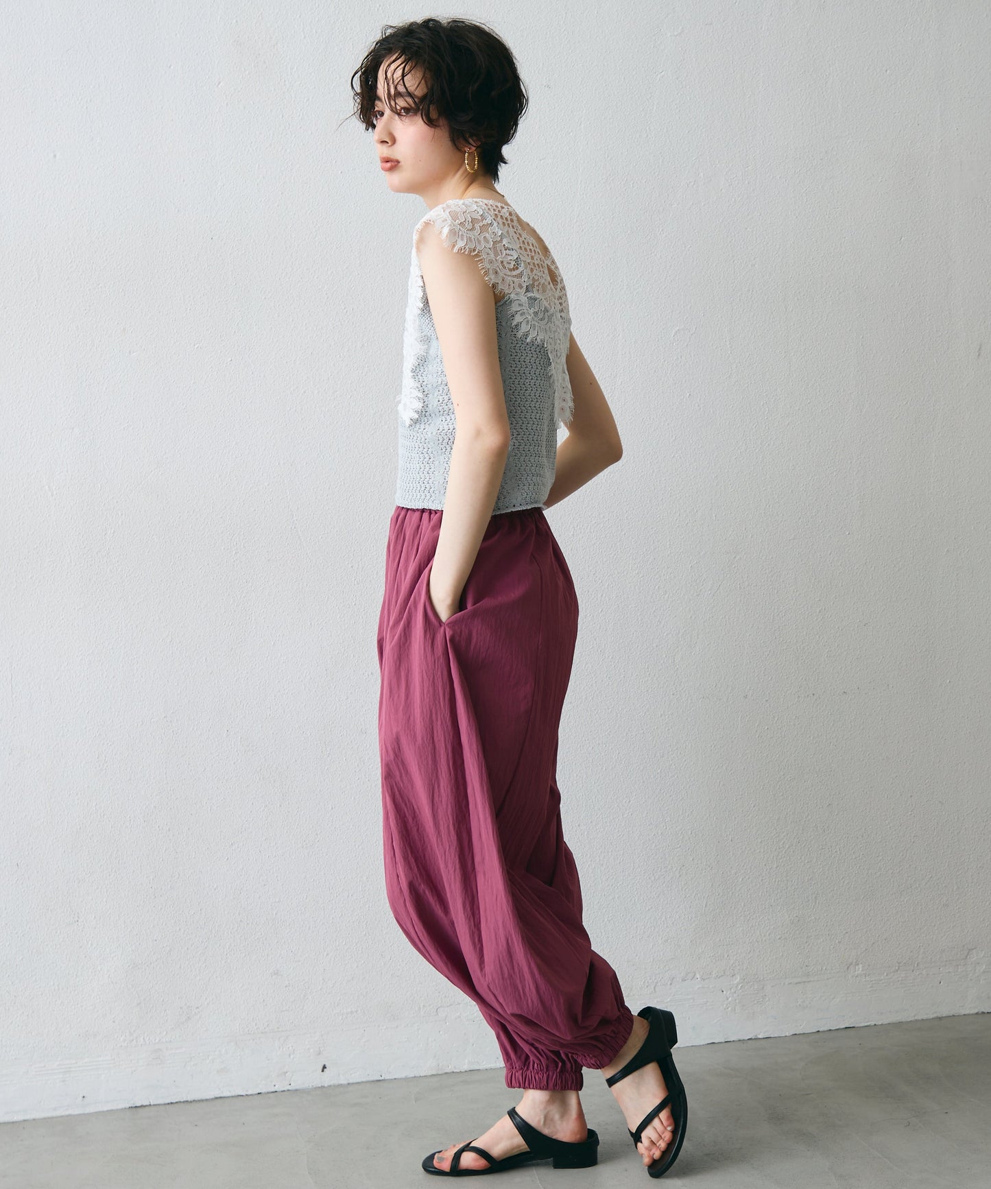 レースレイヤード風ノースリニット