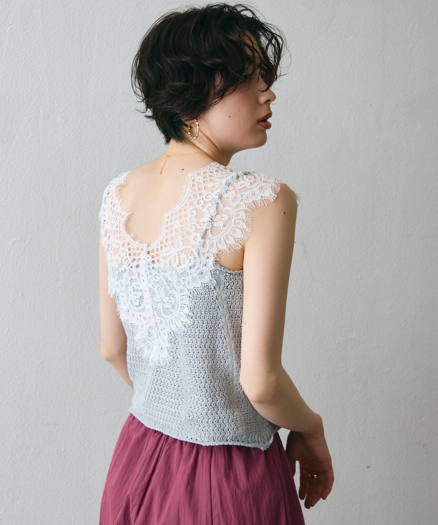 レースレイヤード風ノースリニット