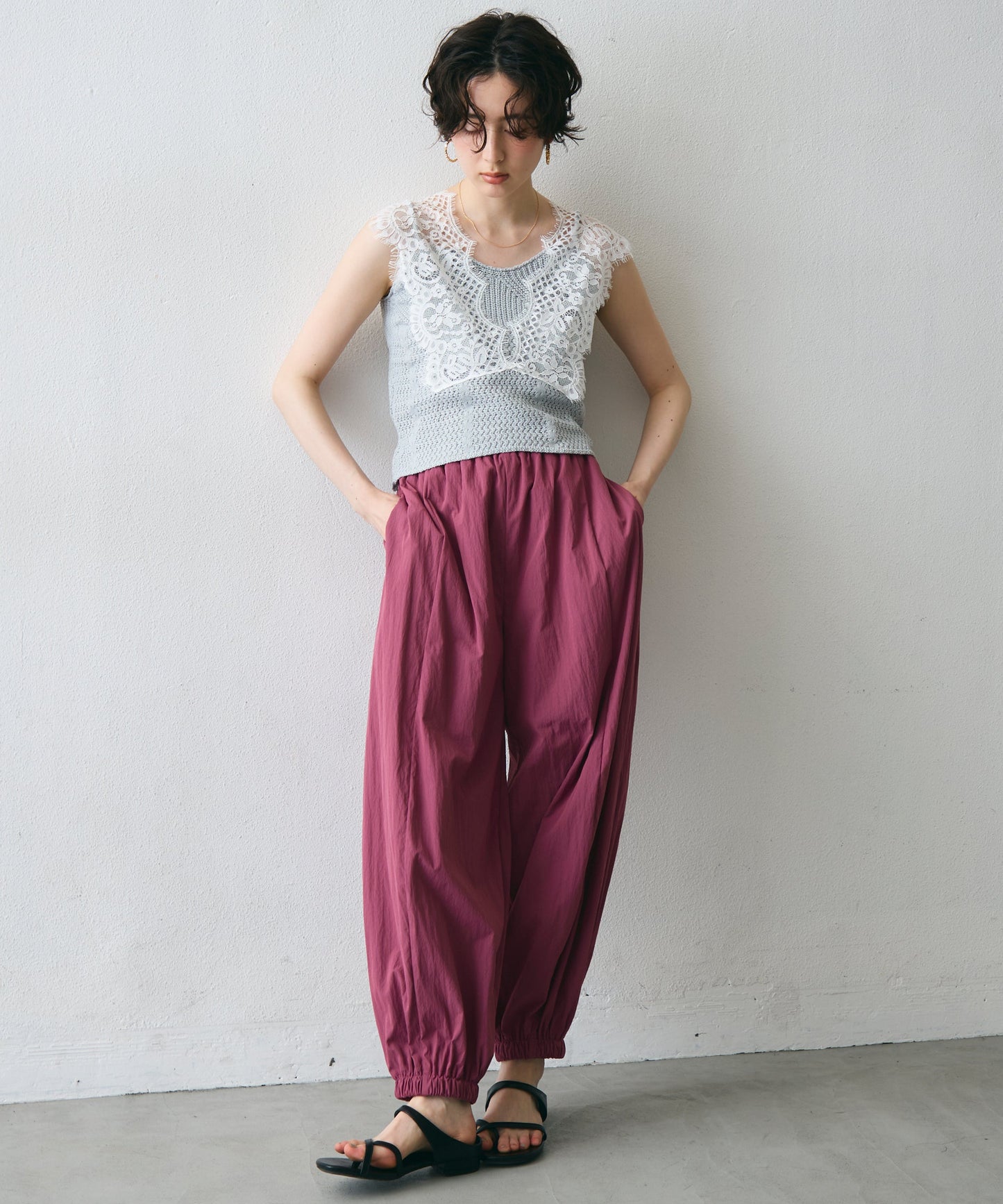 レースレイヤード風ノースリニット