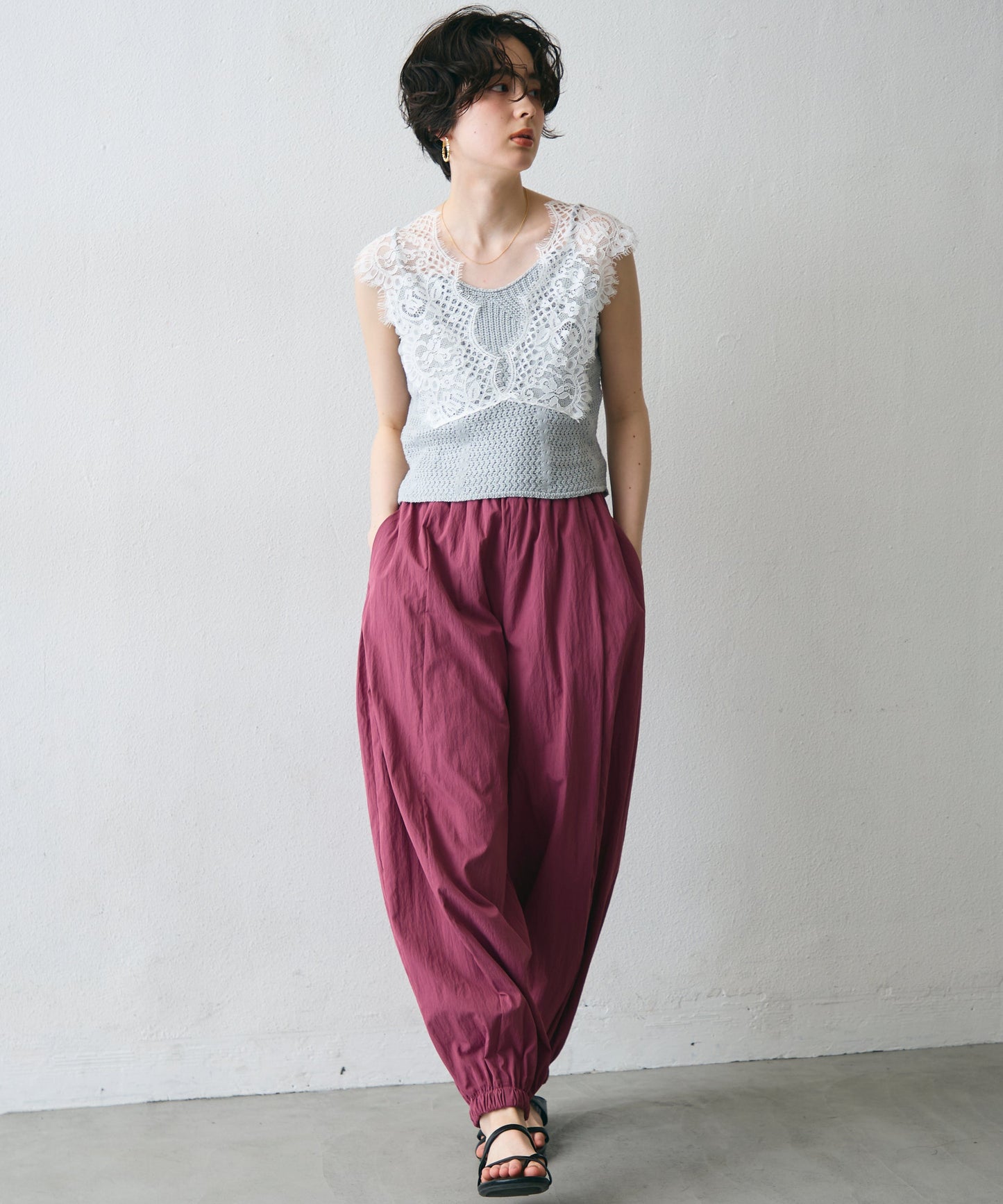 レースレイヤード風ノースリニット