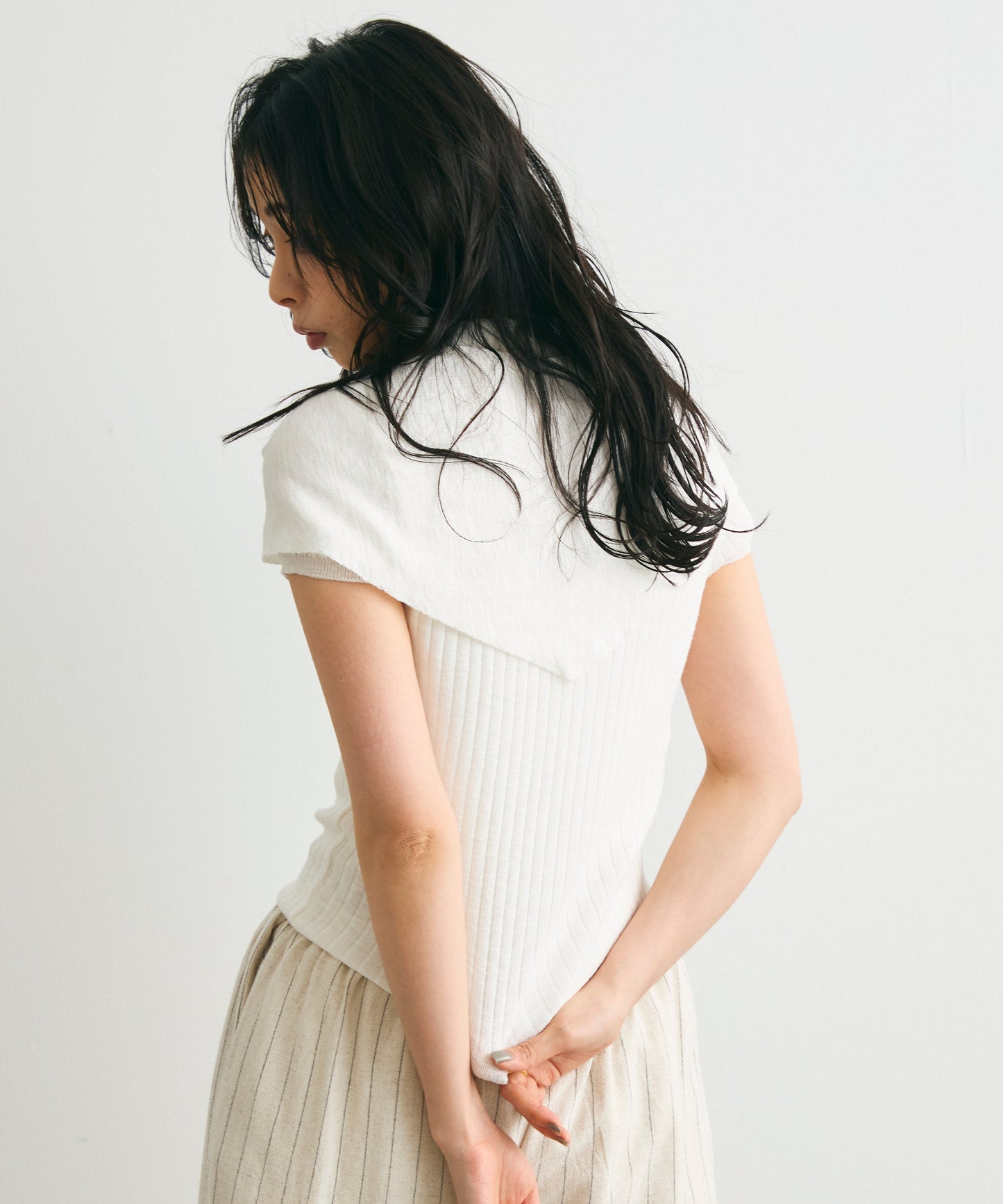 スカーフ付きリブニット