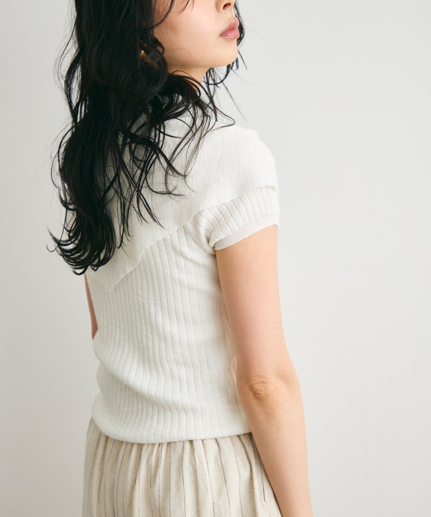 スカーフ付きリブニット