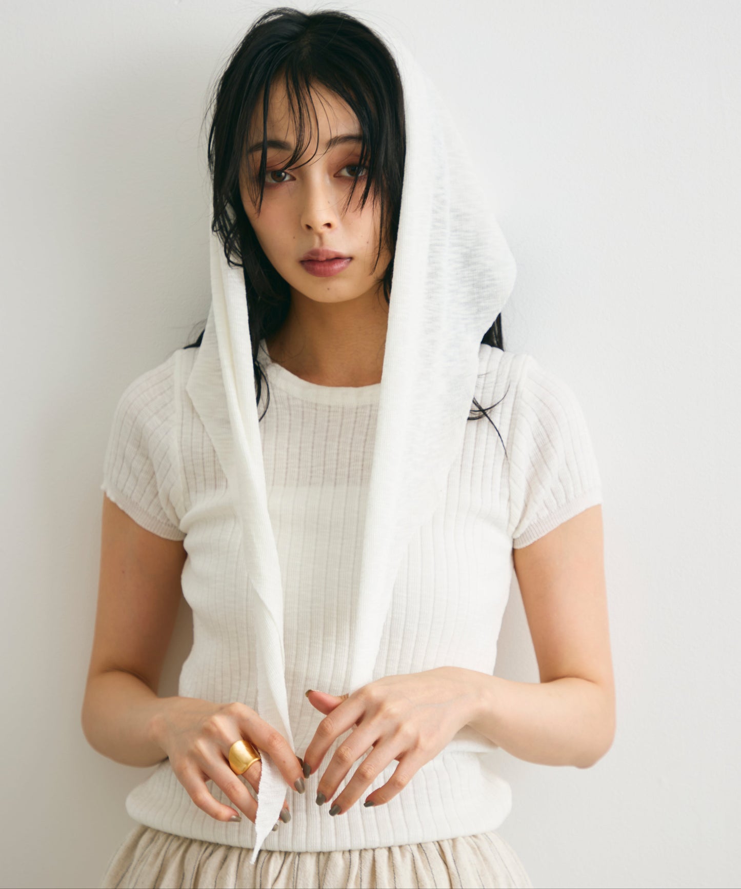 スカーフ付きリブニット