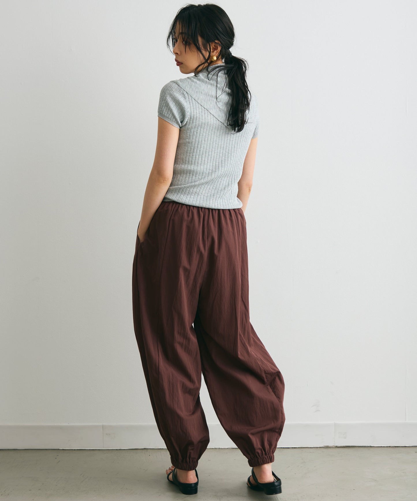 スカーフ付きリブニット