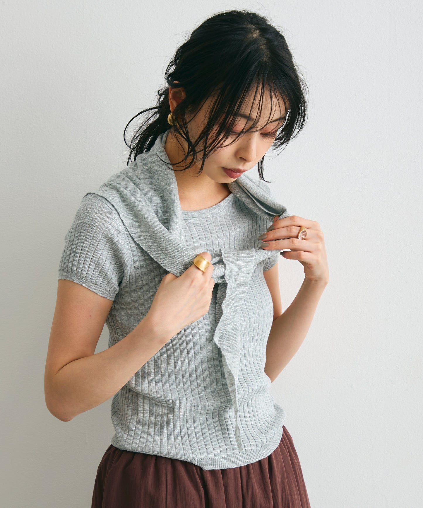 スカーフ付きリブニット