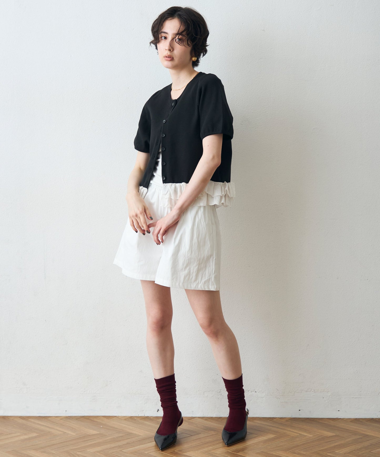 裾フリル付き半袖カーディガン