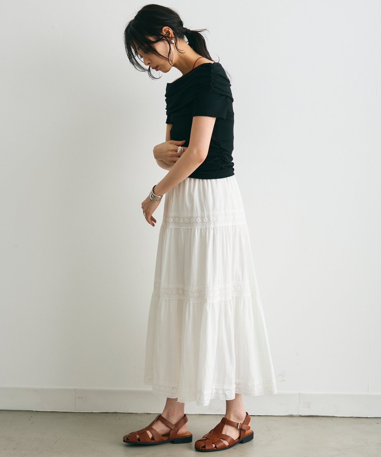 エアリーティアードロングスカート