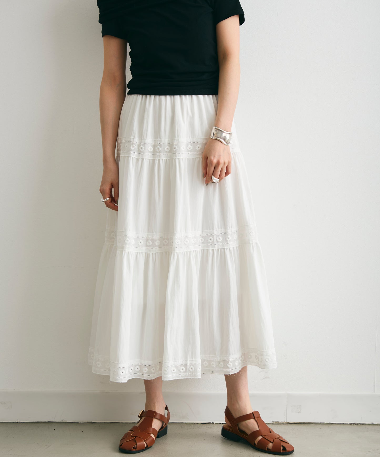 エアリーティアードロングスカート