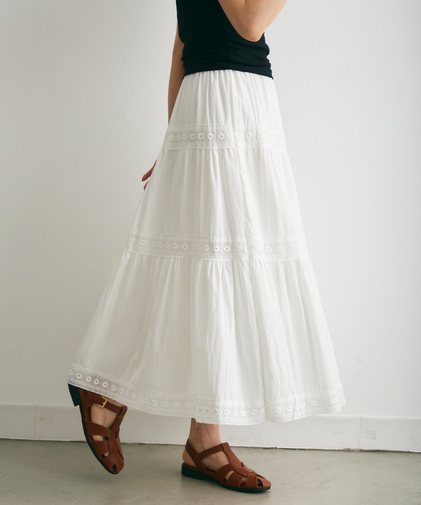 エアリーティアードロングスカート