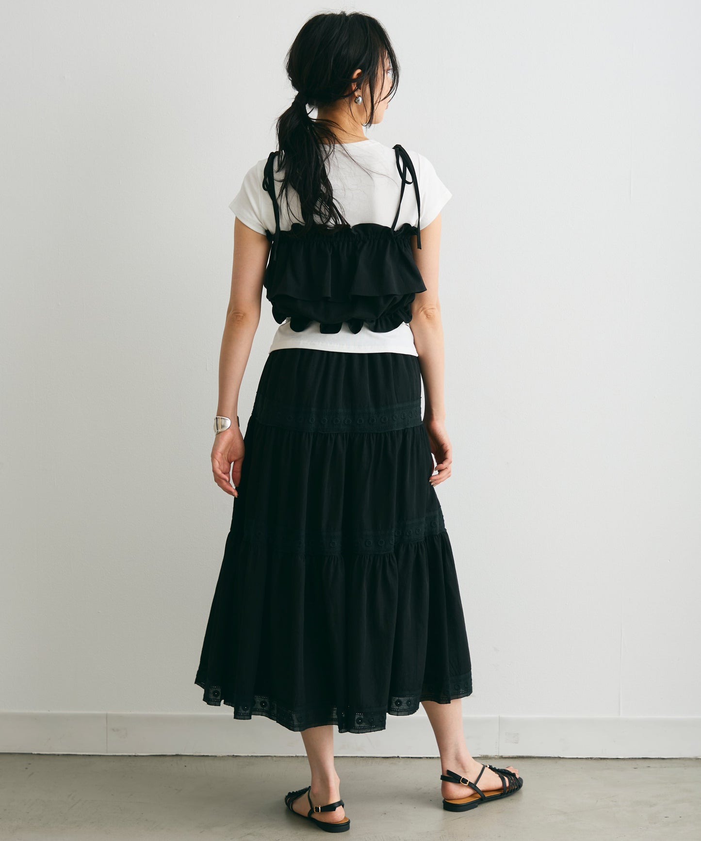 エアリーティアードロングスカート