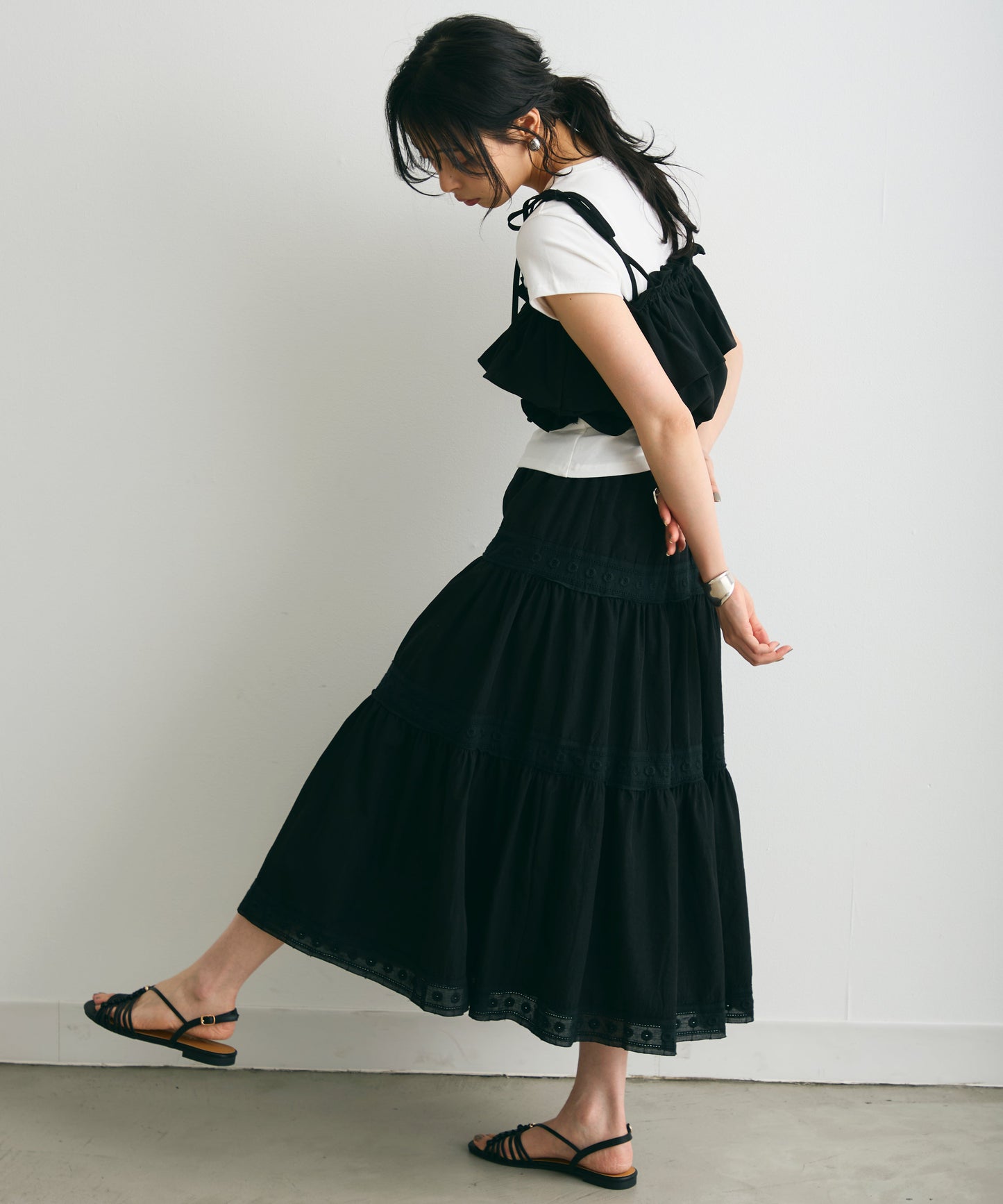 エアリーティアードロングスカート