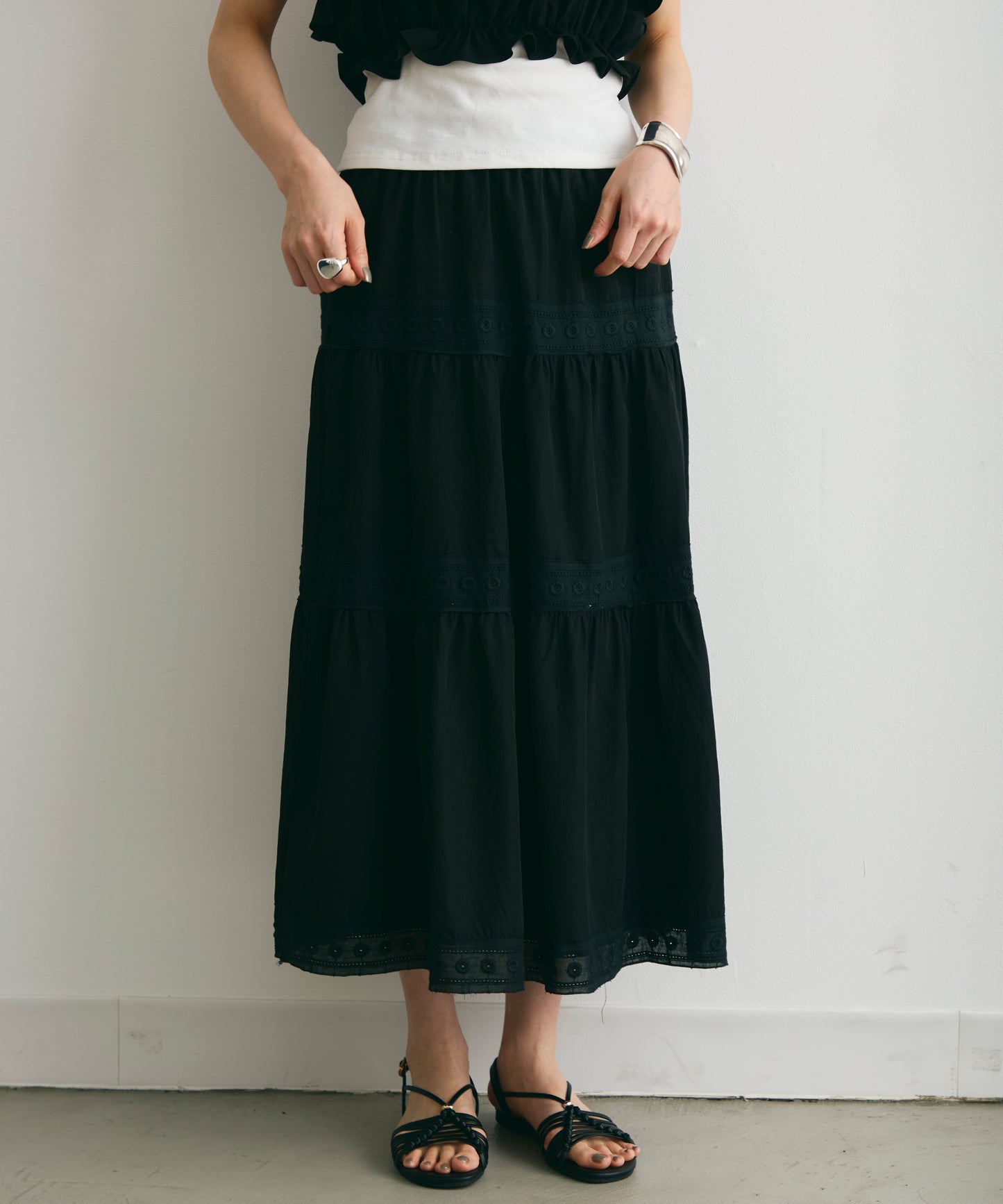 エアリーティアードロングスカート