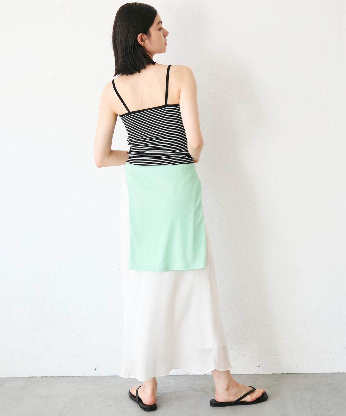 バイアスナロースカート