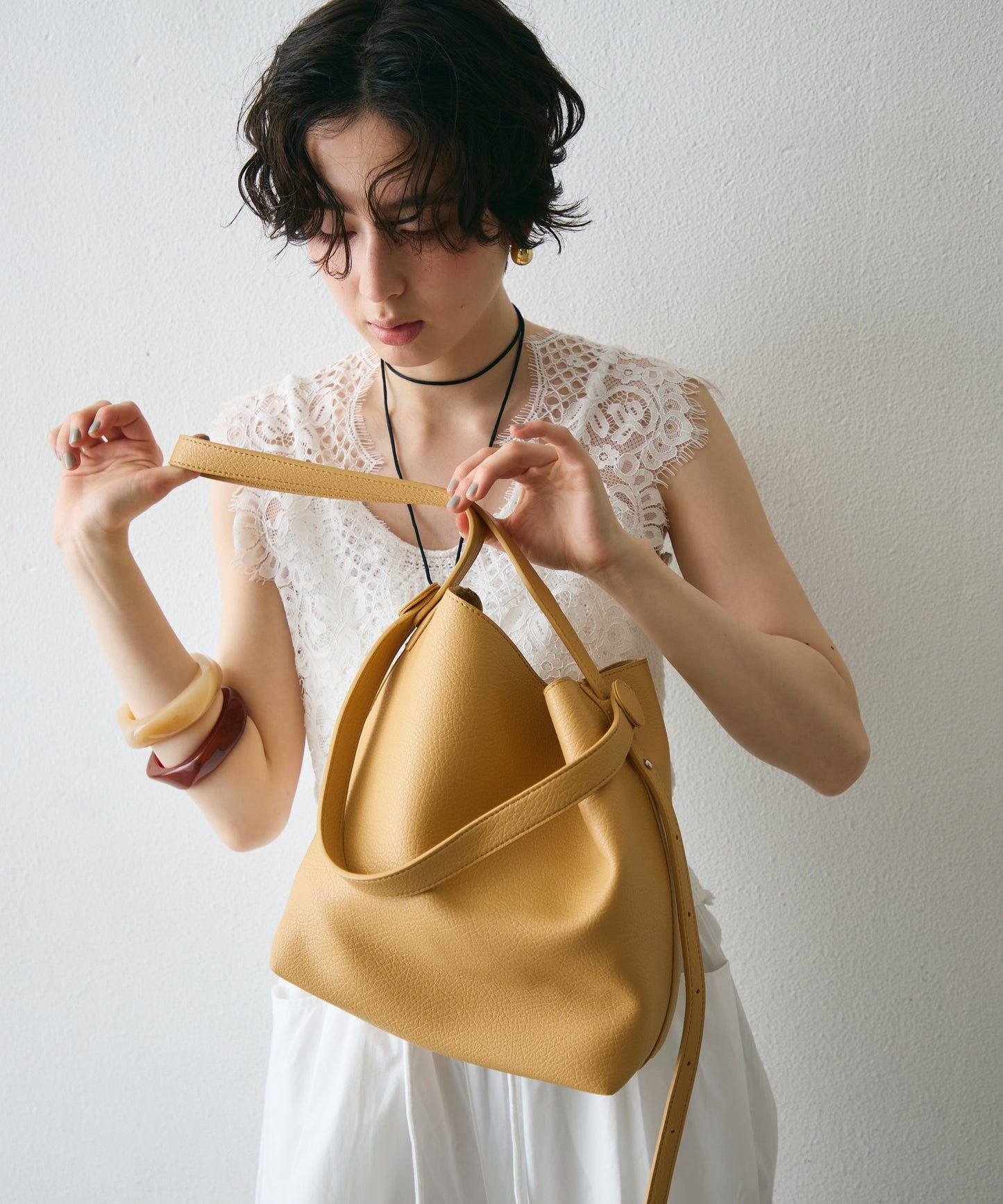 2WAYショルダーバケットバッグ(ポーチ付き）