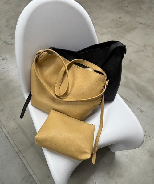 2WAYショルダーバケットバッグ(ポーチ付き）