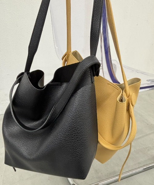 2WAYショルダーバケットバッグ(ポーチ付き）