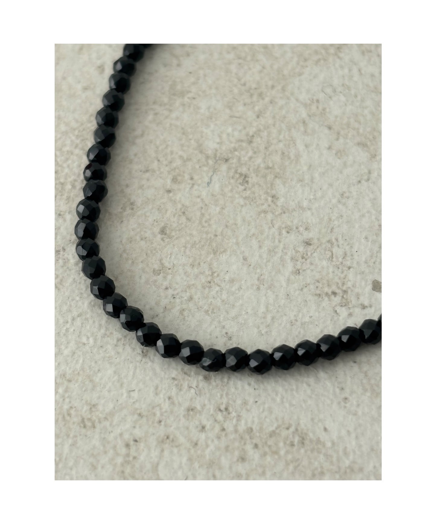 キラキラミニビーズネックレス