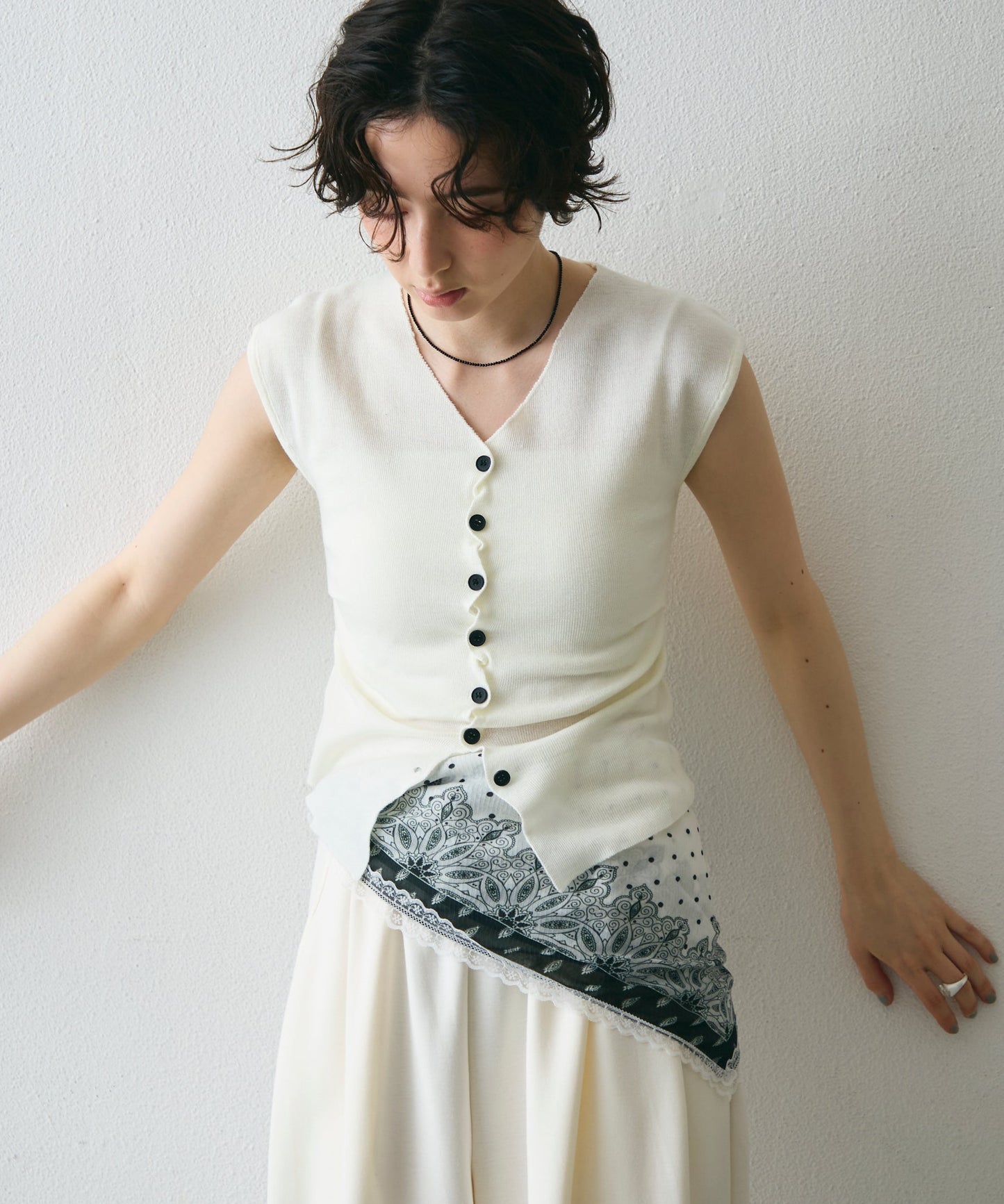 レーストリムバンダナ柄スカーフ