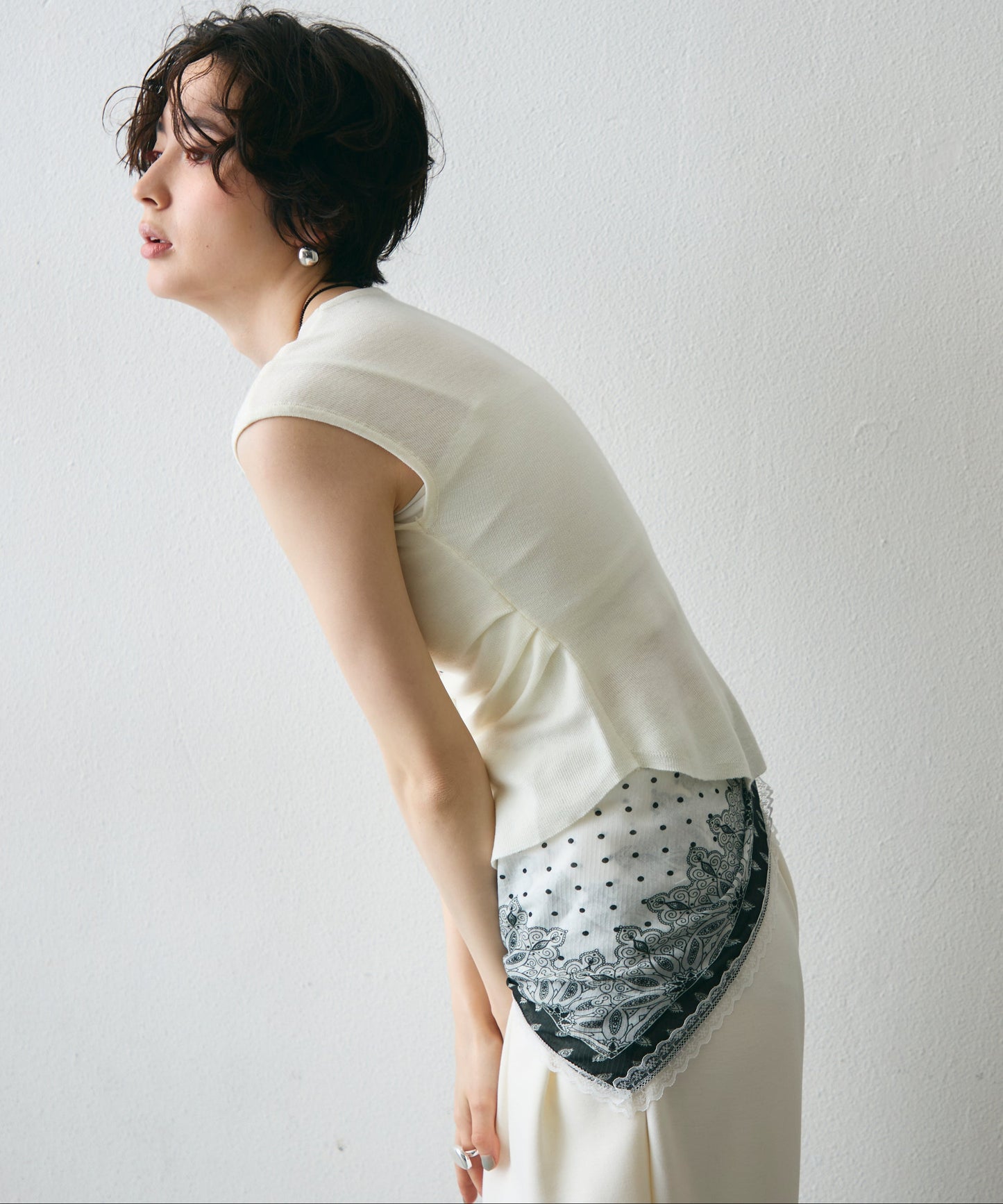 レーストリムバンダナ柄スカーフ