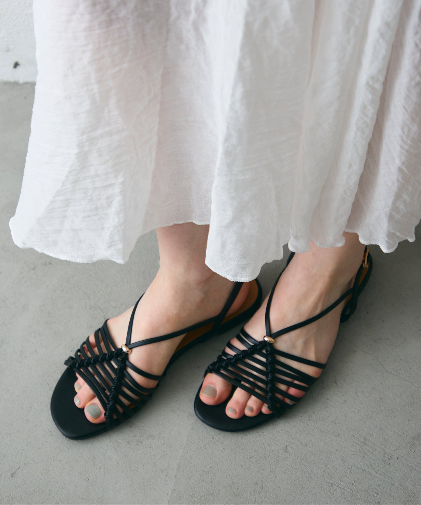 メッシュストラップサンダル