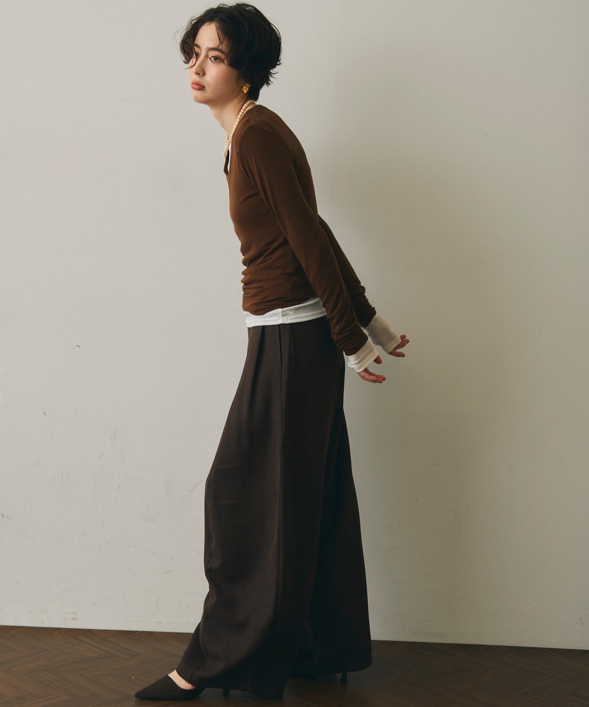 ウール混VネックロングスリーブTEE