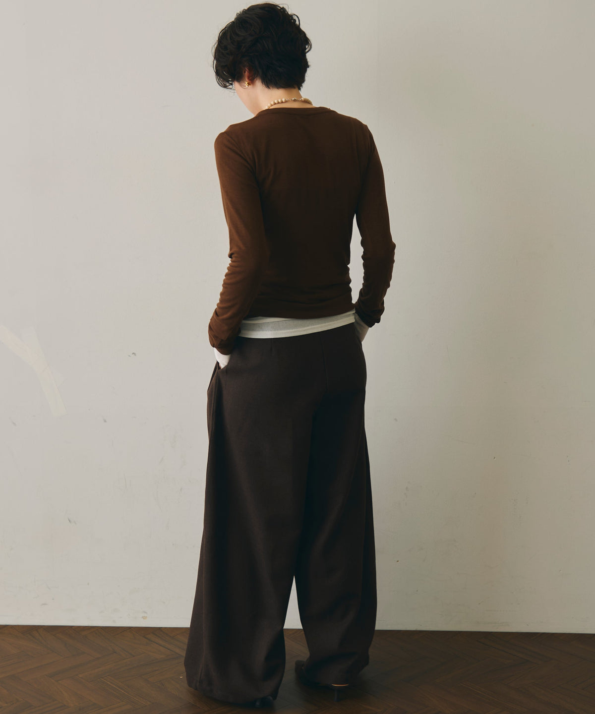 ウール混VネックロングスリーブTEE