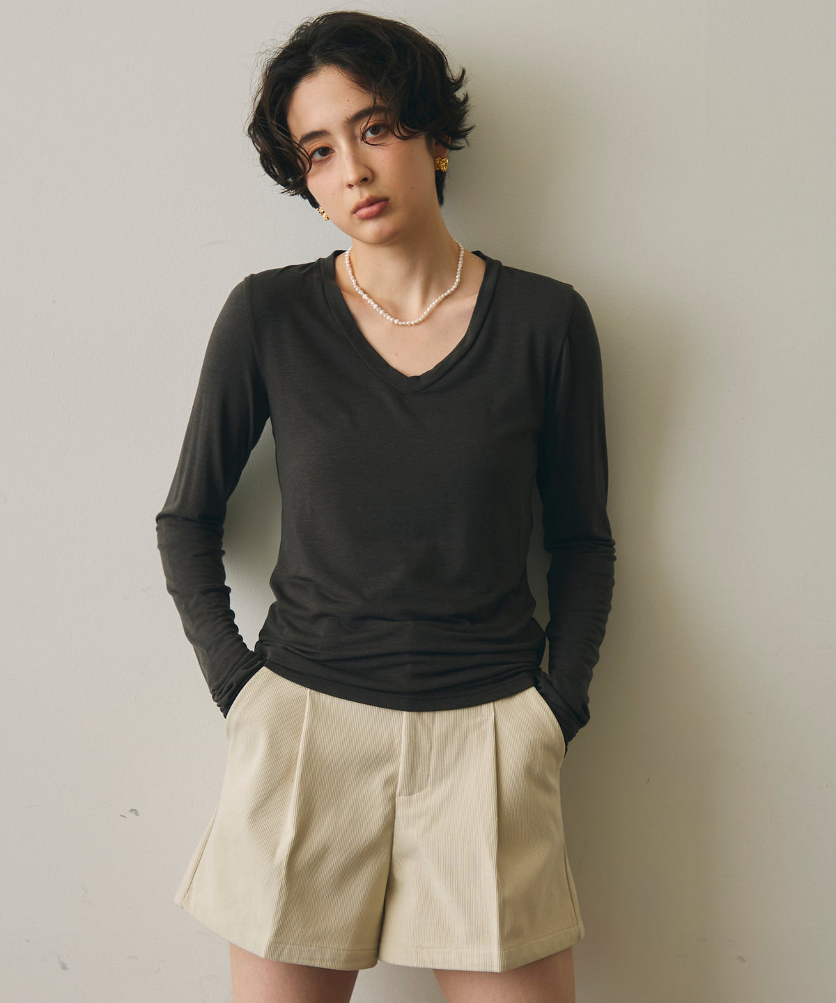 ウール混VネックロングスリーブTEE