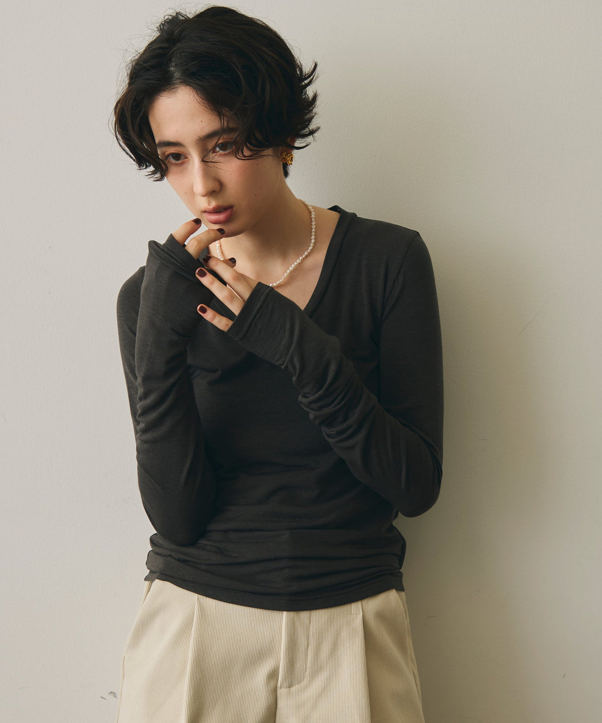 ウール混VネックロングスリーブTEE