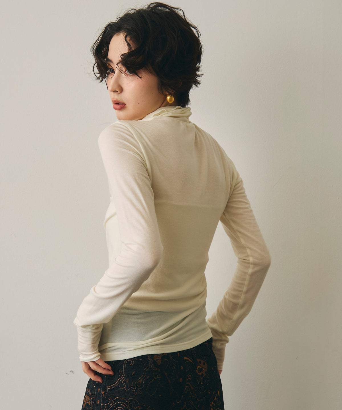 ウール混タートルネックロングスリーブTEE