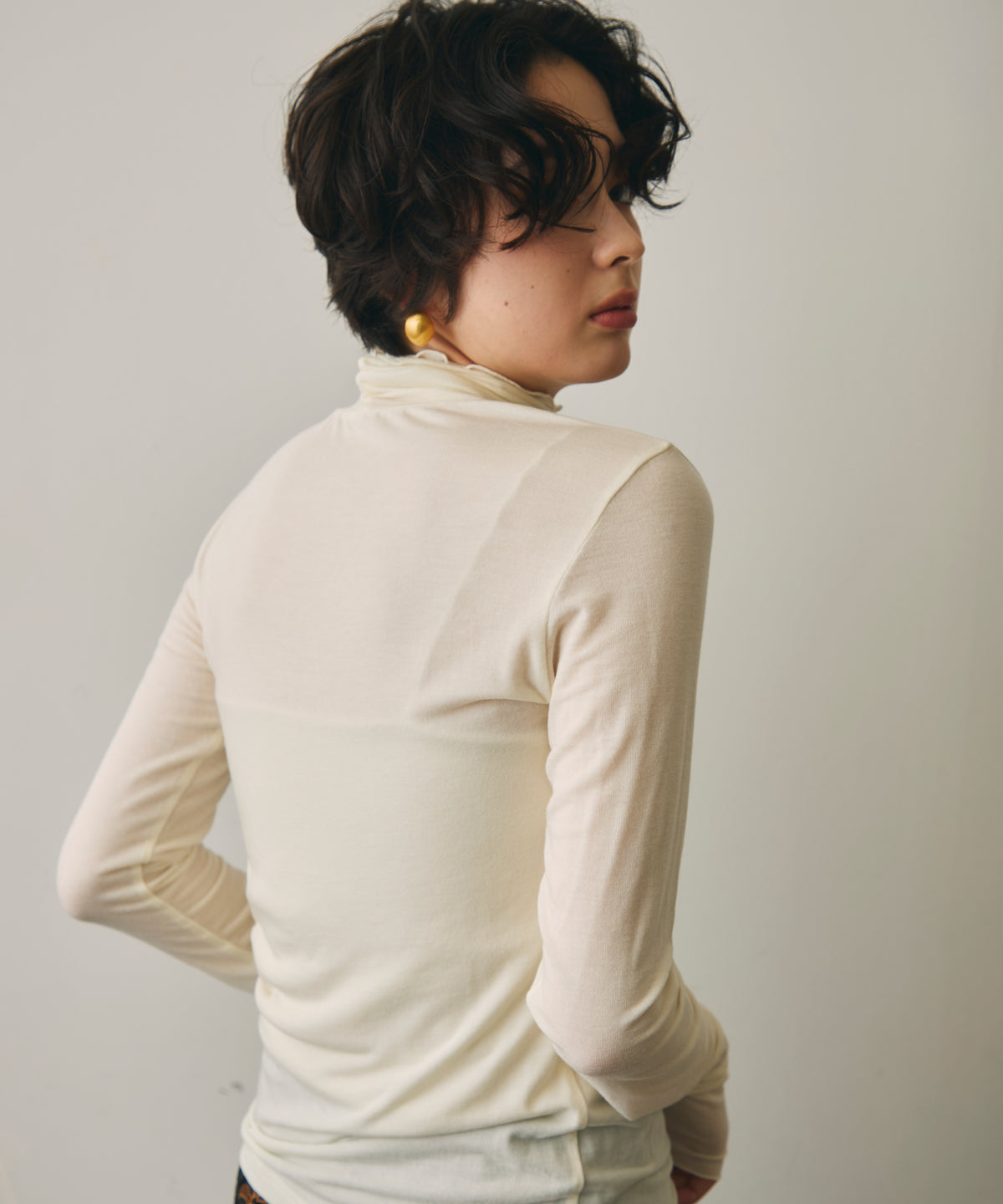 ウール混タートルネックロングスリーブTEE