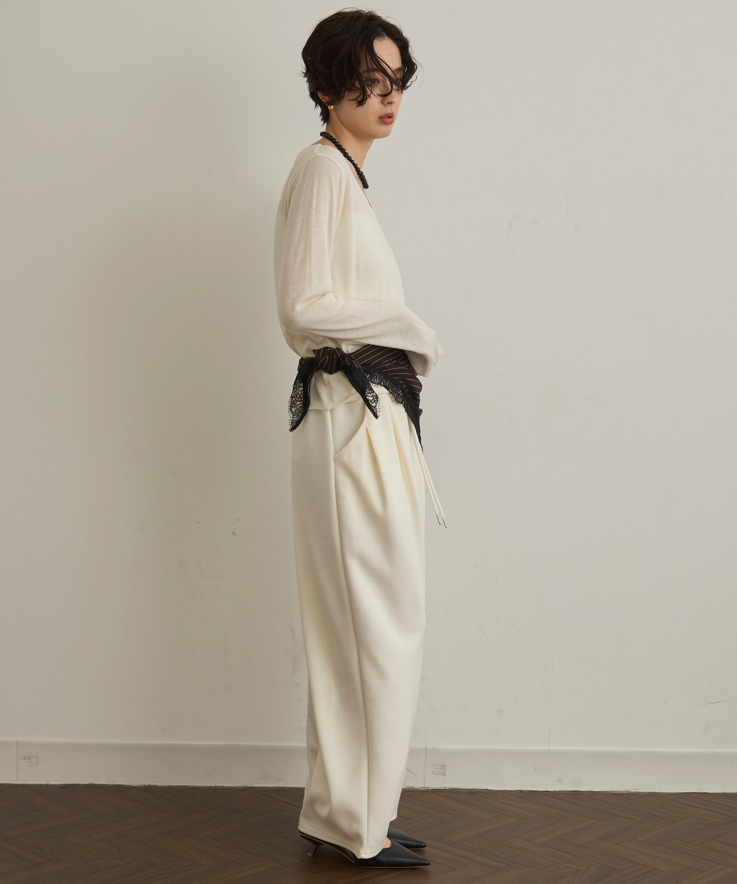 ウール混シアーVネックプルオーバー