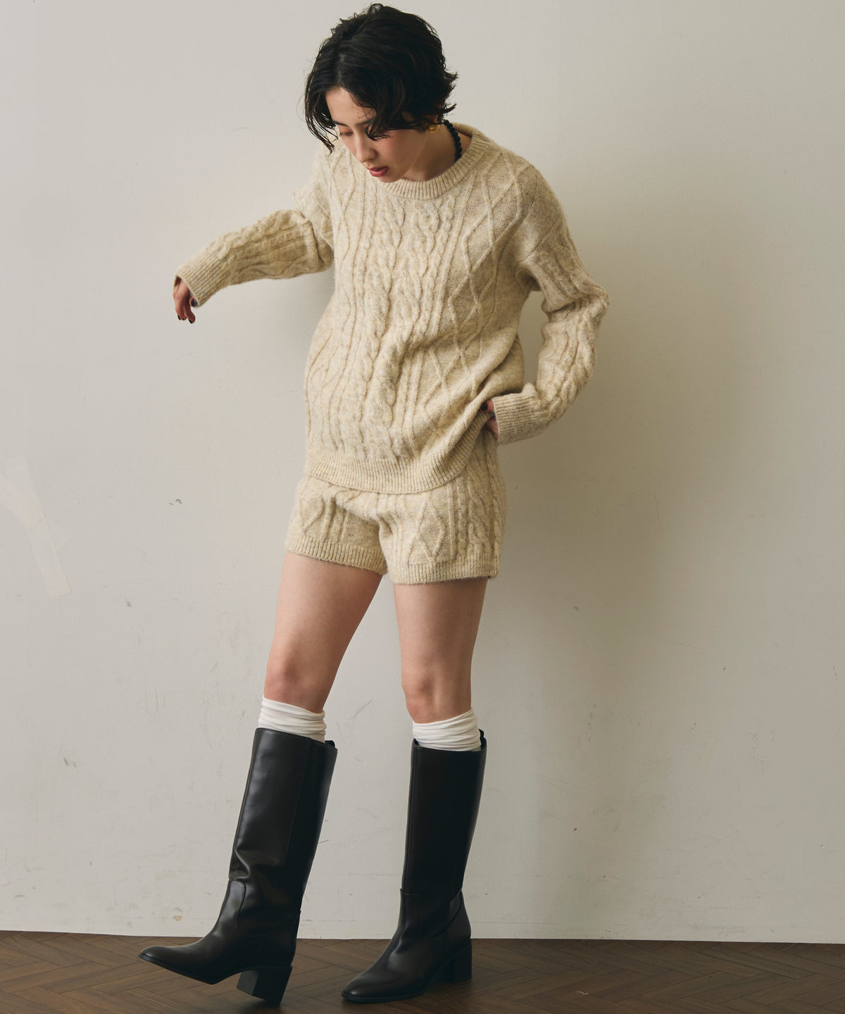 ケーブル編みショートパンツセットアップ