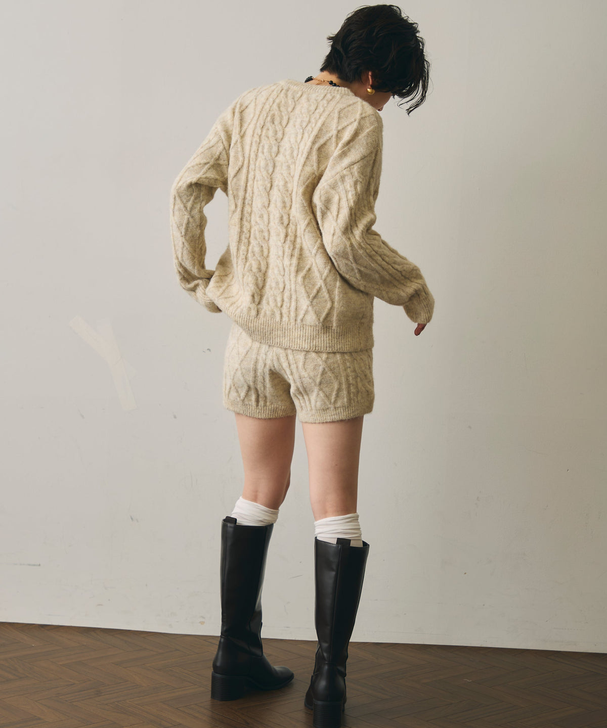 ケーブル編みショートパンツセットアップ