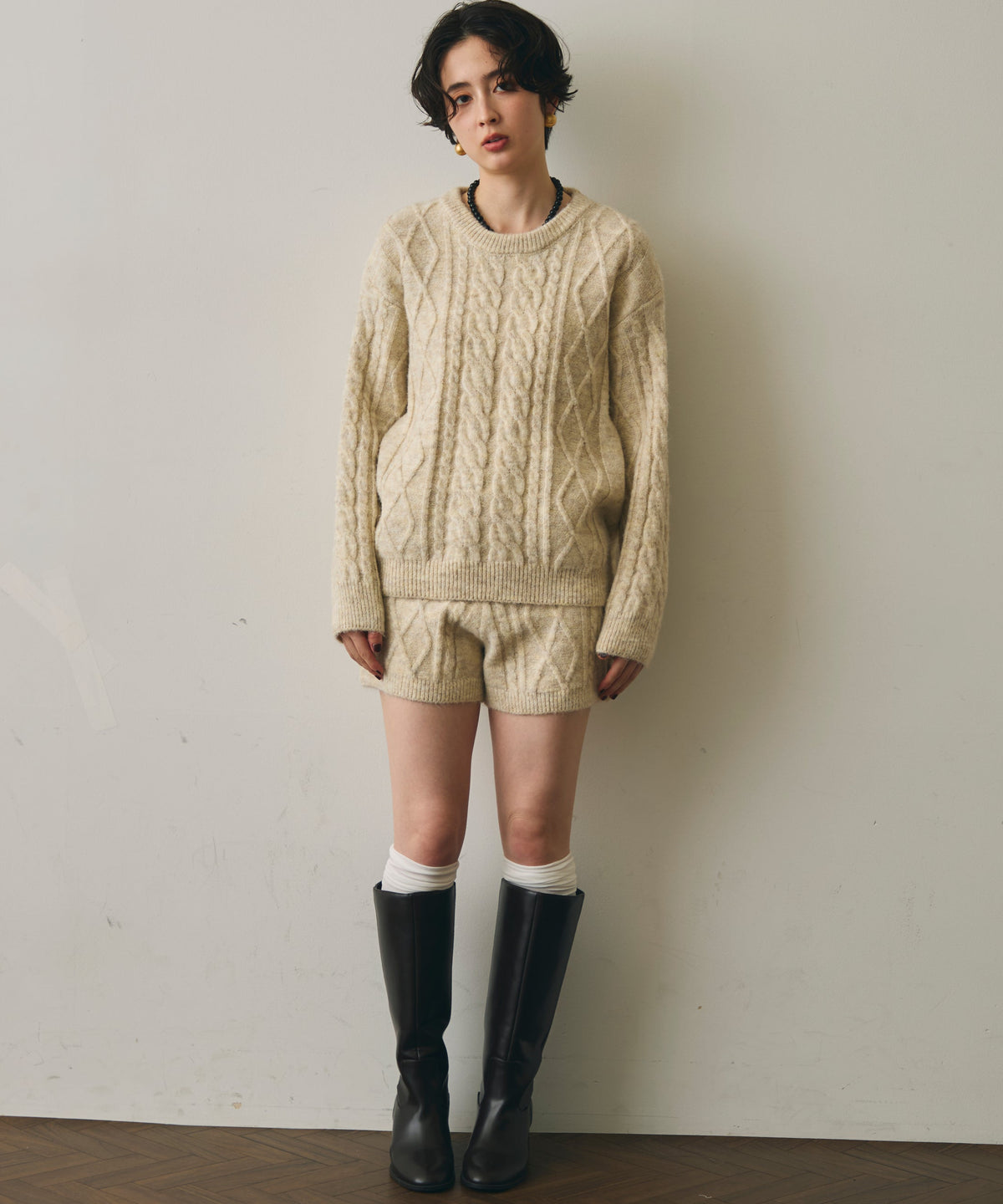 ケーブル編みショートパンツセットアップ