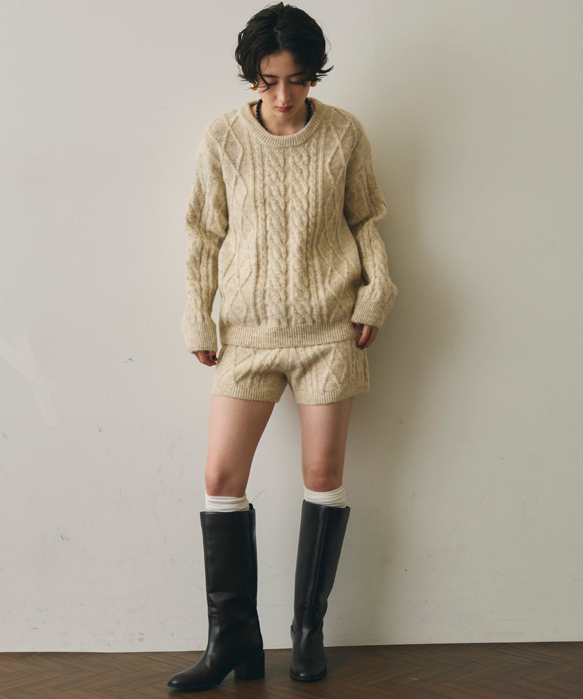 ケーブル編みショートパンツセットアップ