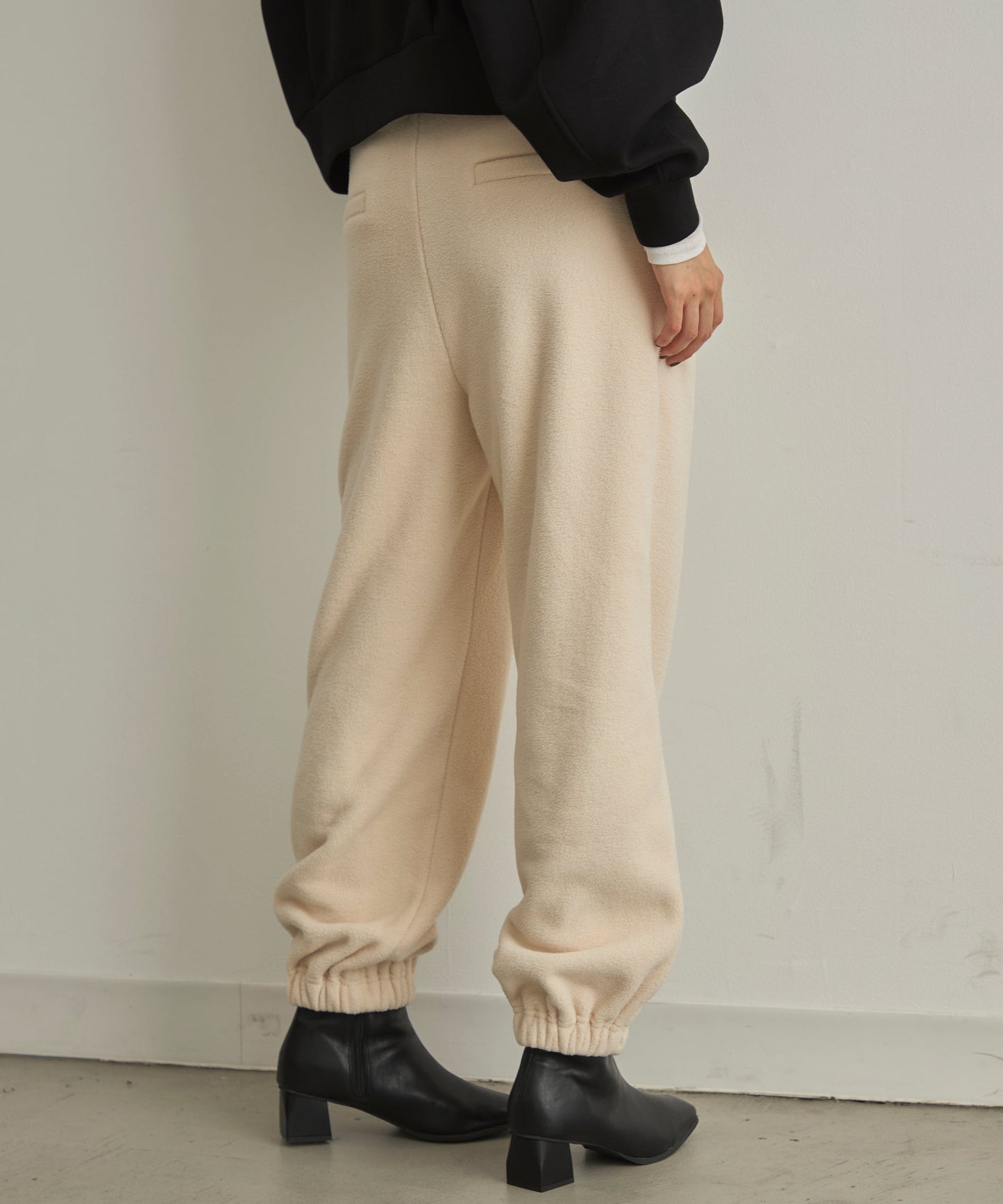 フリースバルーンパンツ
