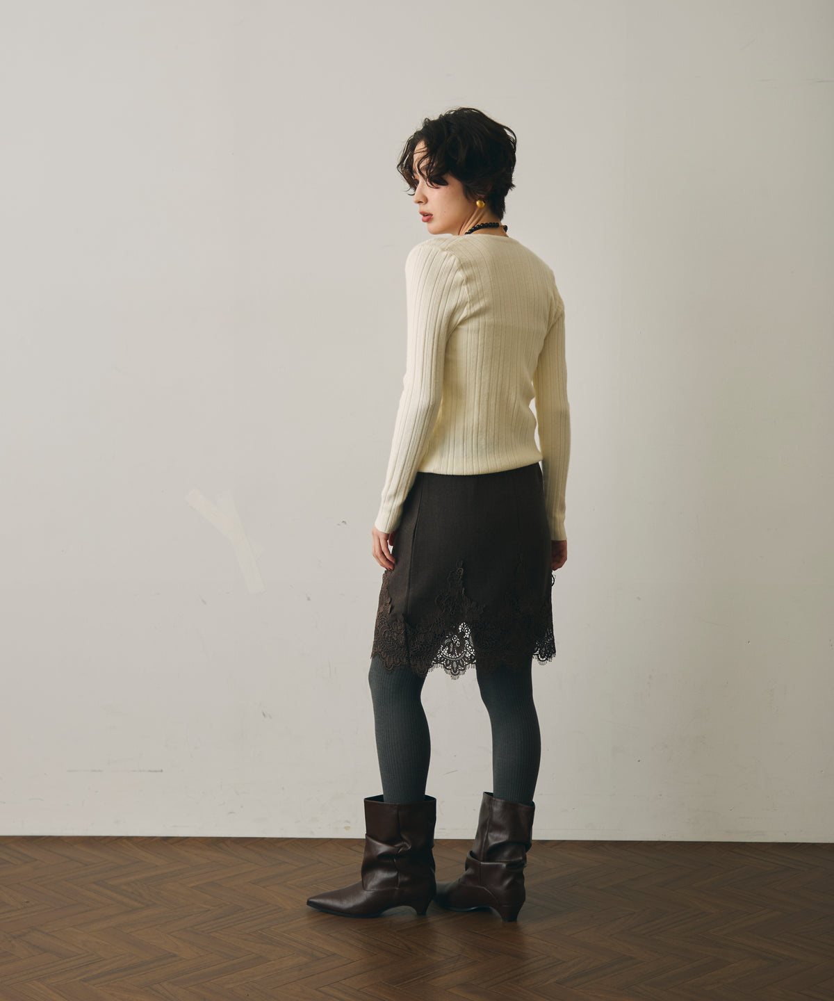 レースヘムトリムペンシルスカート