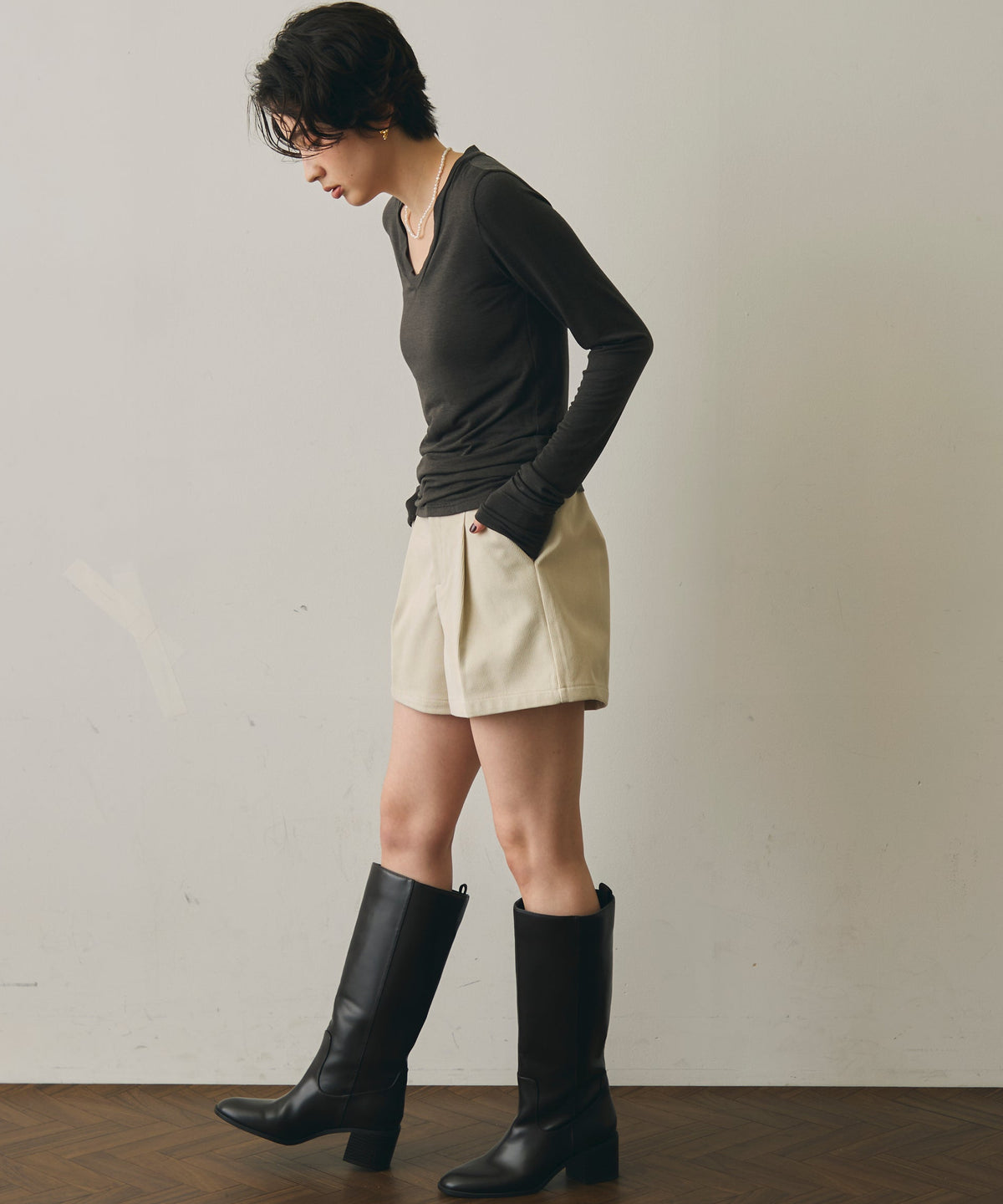 細コールショートパンツ