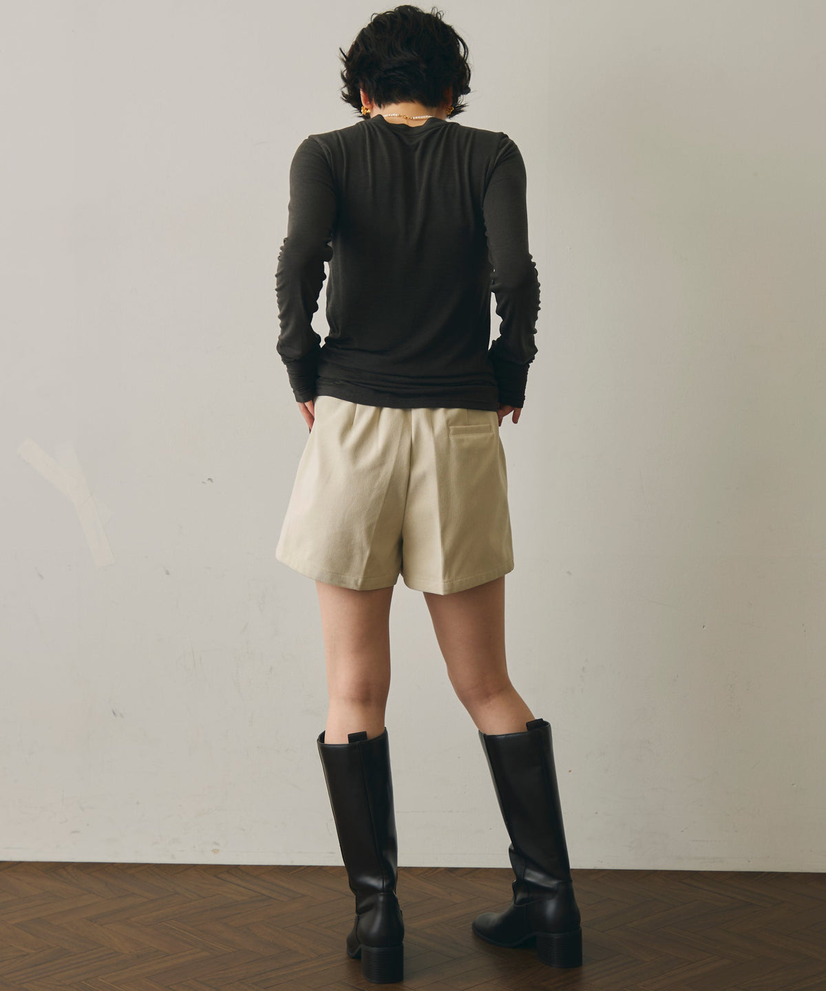 細コールショートパンツ