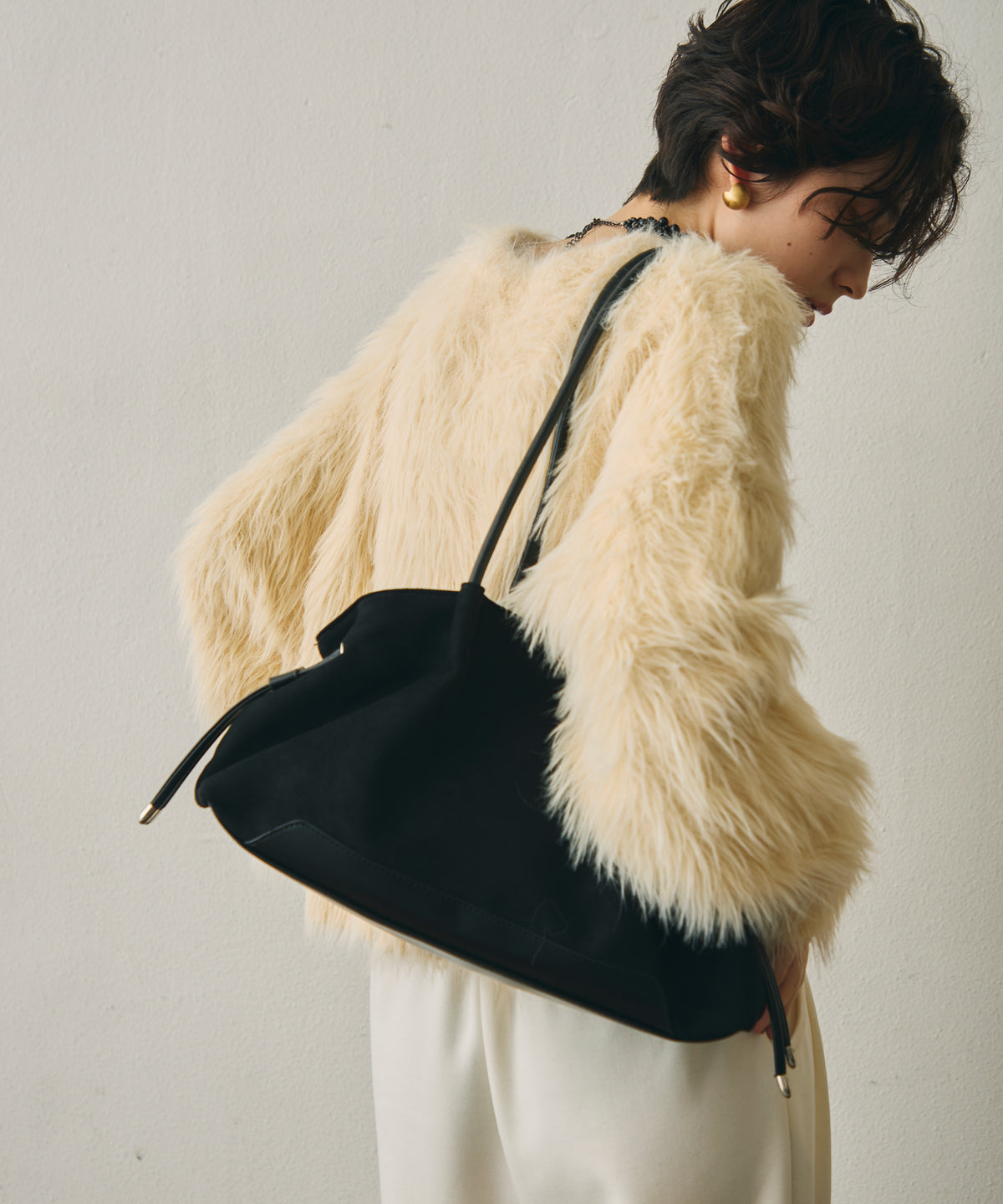 スウェードライクドレープショルダーBag