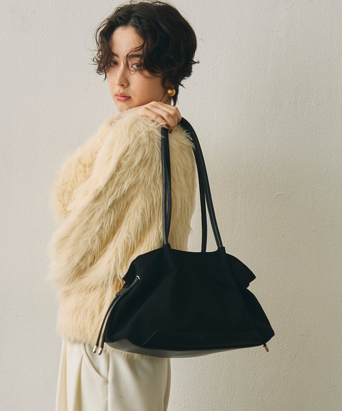スウェードライクドレープショルダーBag
