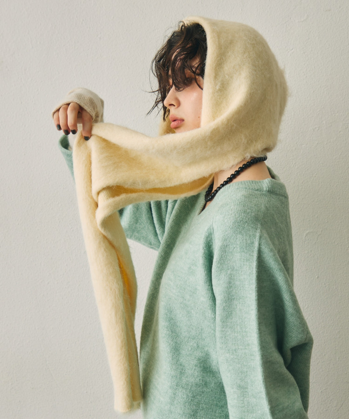 モヘアタッチニットフード付きマフラー